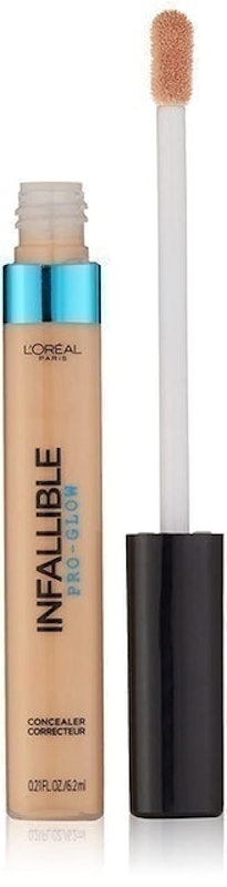 Infallible Pro-Glow Concealer 1