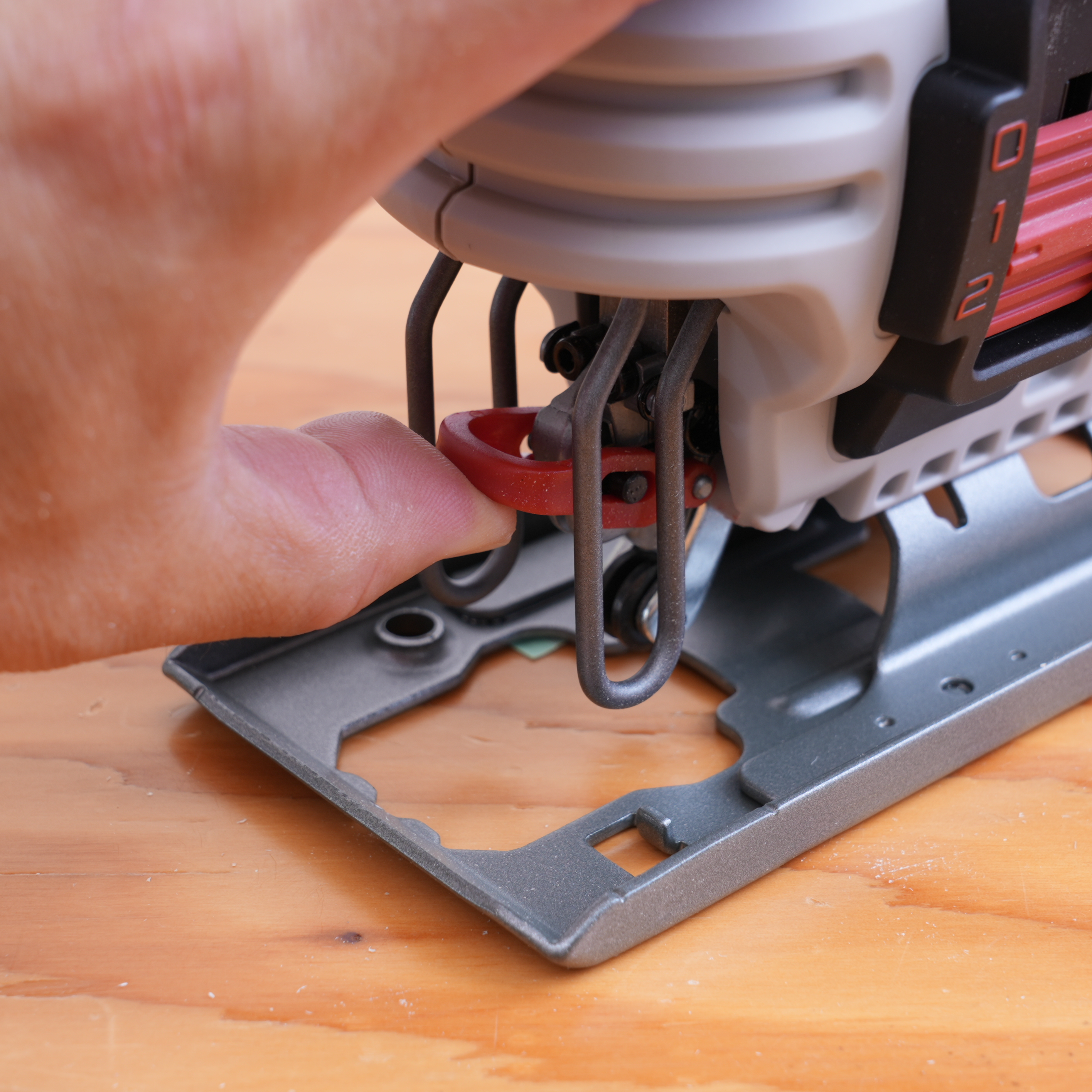 20V MAX Cordless Jig Saw 7