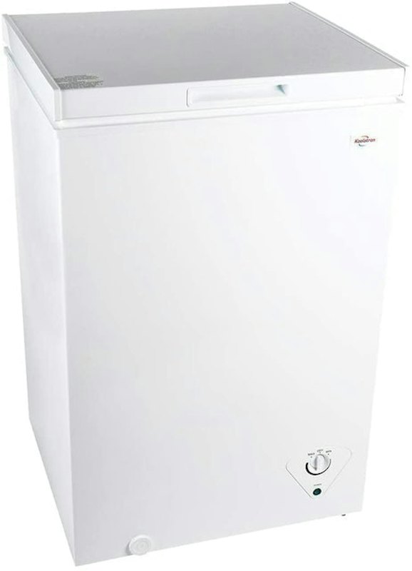 Garage Ready Manual Defrost Chest Freezer 1