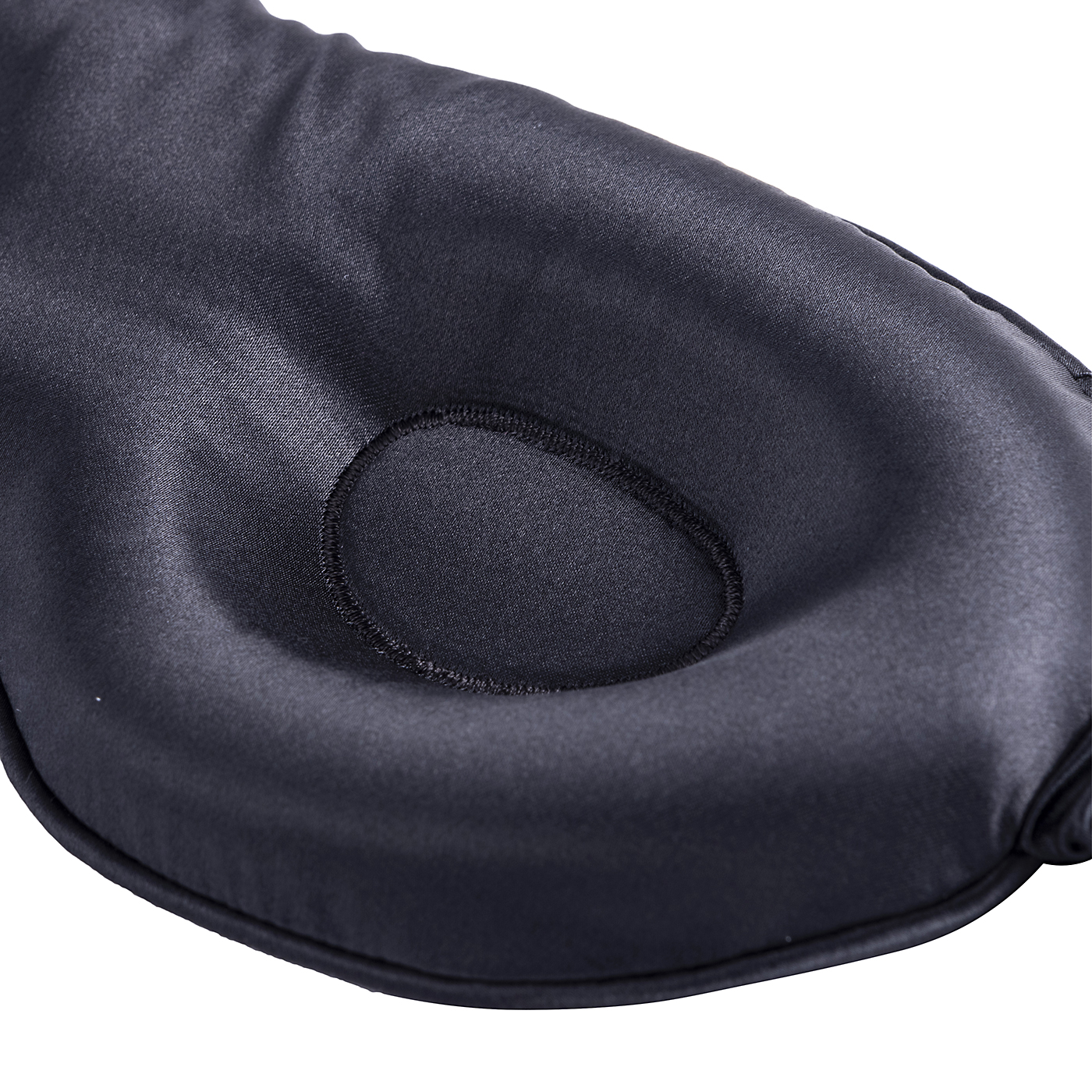 Lovely Lashes Pure Silk Contour Sleep Mask 3