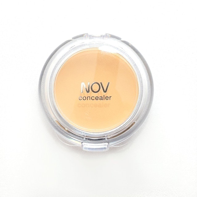Concealer 1