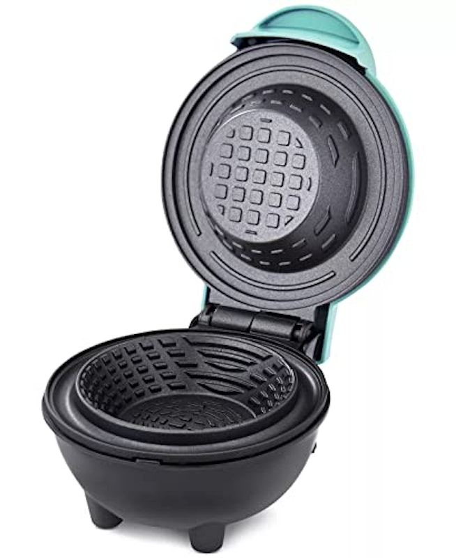 Mini Waffle Bowl Maker 2