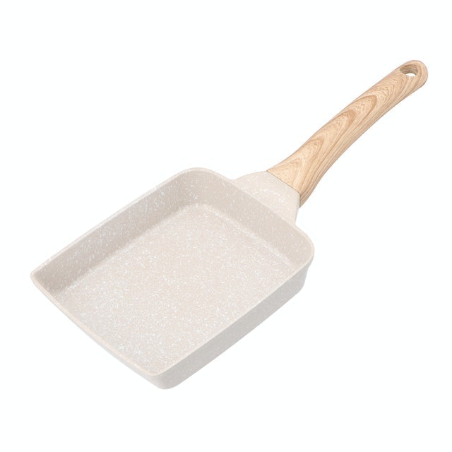 10 Best Tried and True Tamagoyaki Pans in 2022 (Carote, Thermos, Iris Ohyama, and More) 1