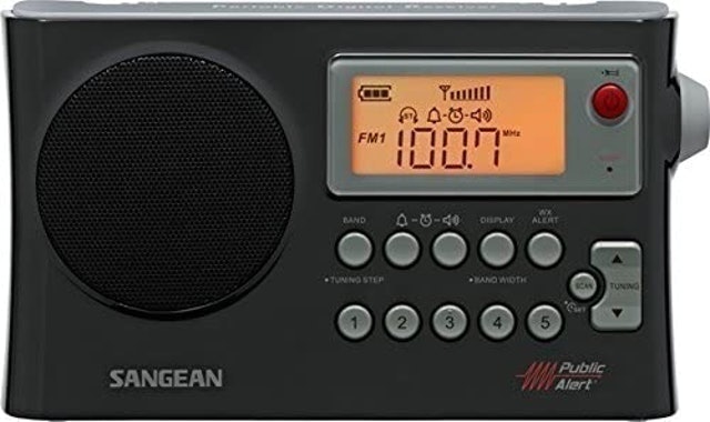 10 Best Emergency Radios in 2022 (Eton, Sangean, and More) 5