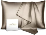 10 Best Silk Pillowcases in 2022 (Ravmix, Yanibest, and More) 3