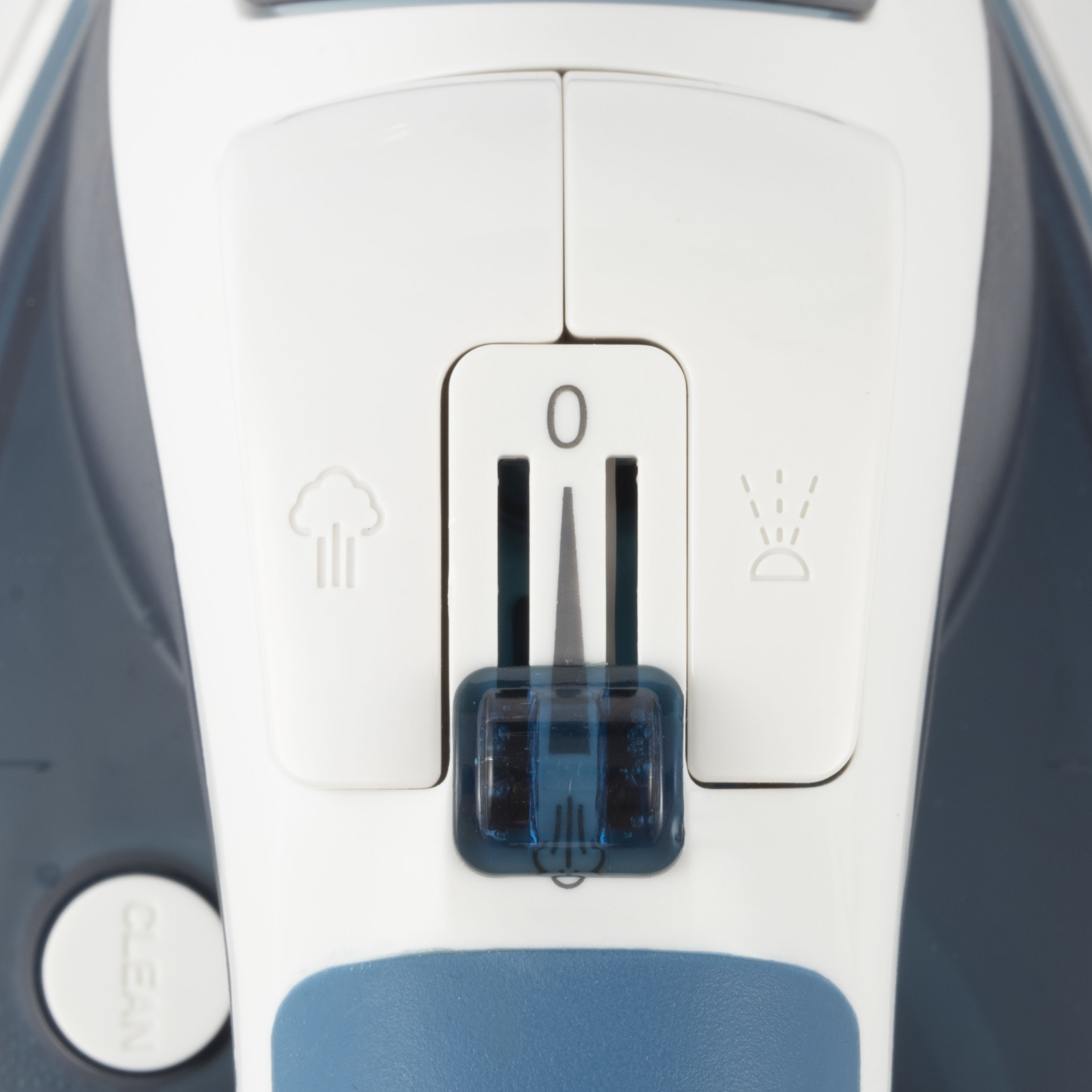 Retractable Cord Iron 3