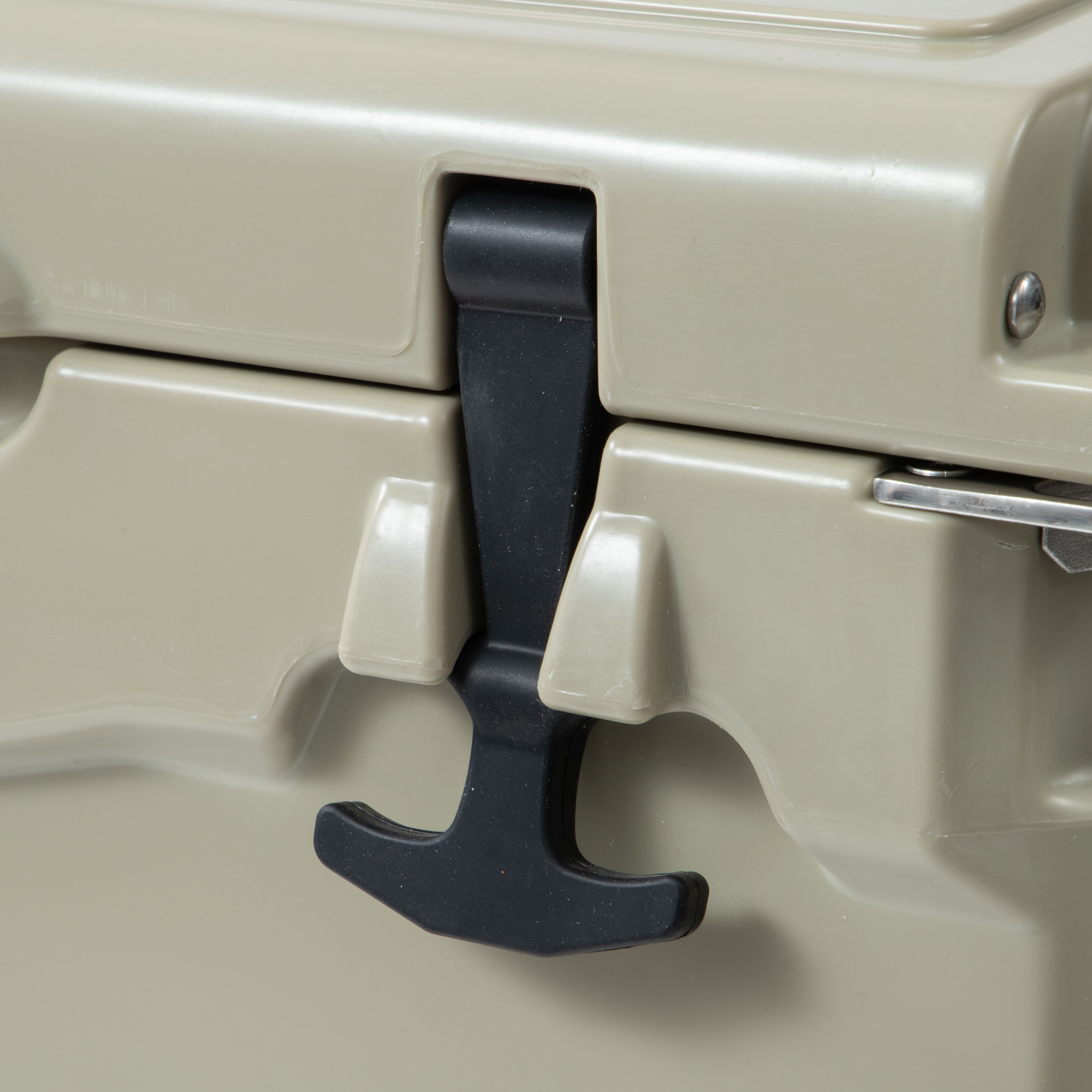 Rotomolded Cooler 8
