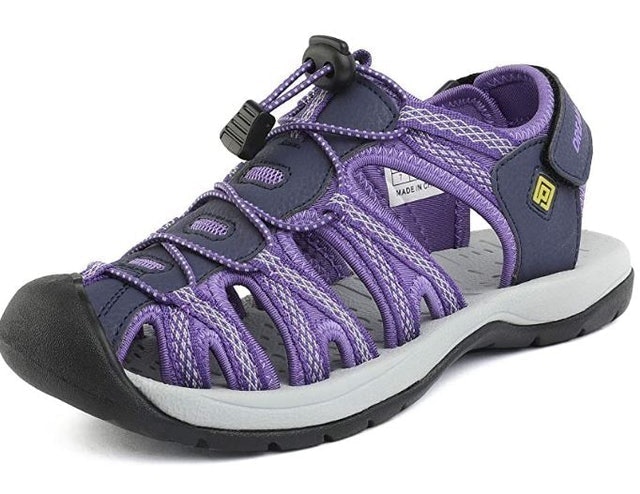 10 Best Women's Hiking Sandals in 2022 (KEEN, Teva, and More) 4