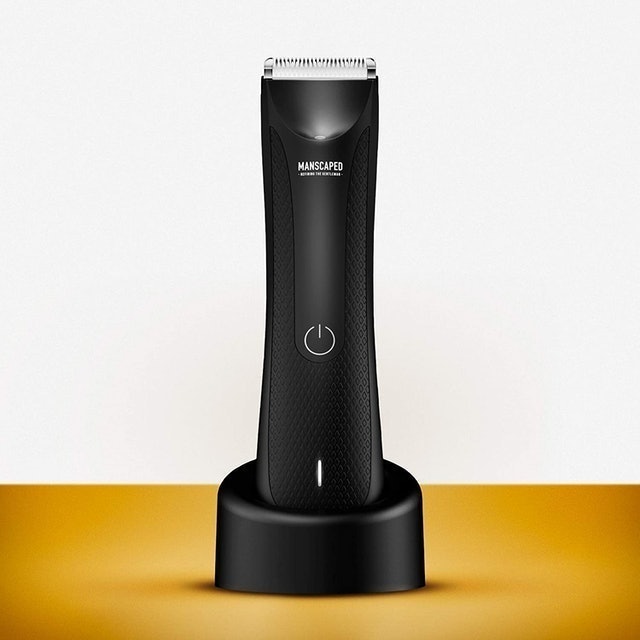 10 Best Electric Razors for Men in 2022 (Philips, Panasonic, and More) 3