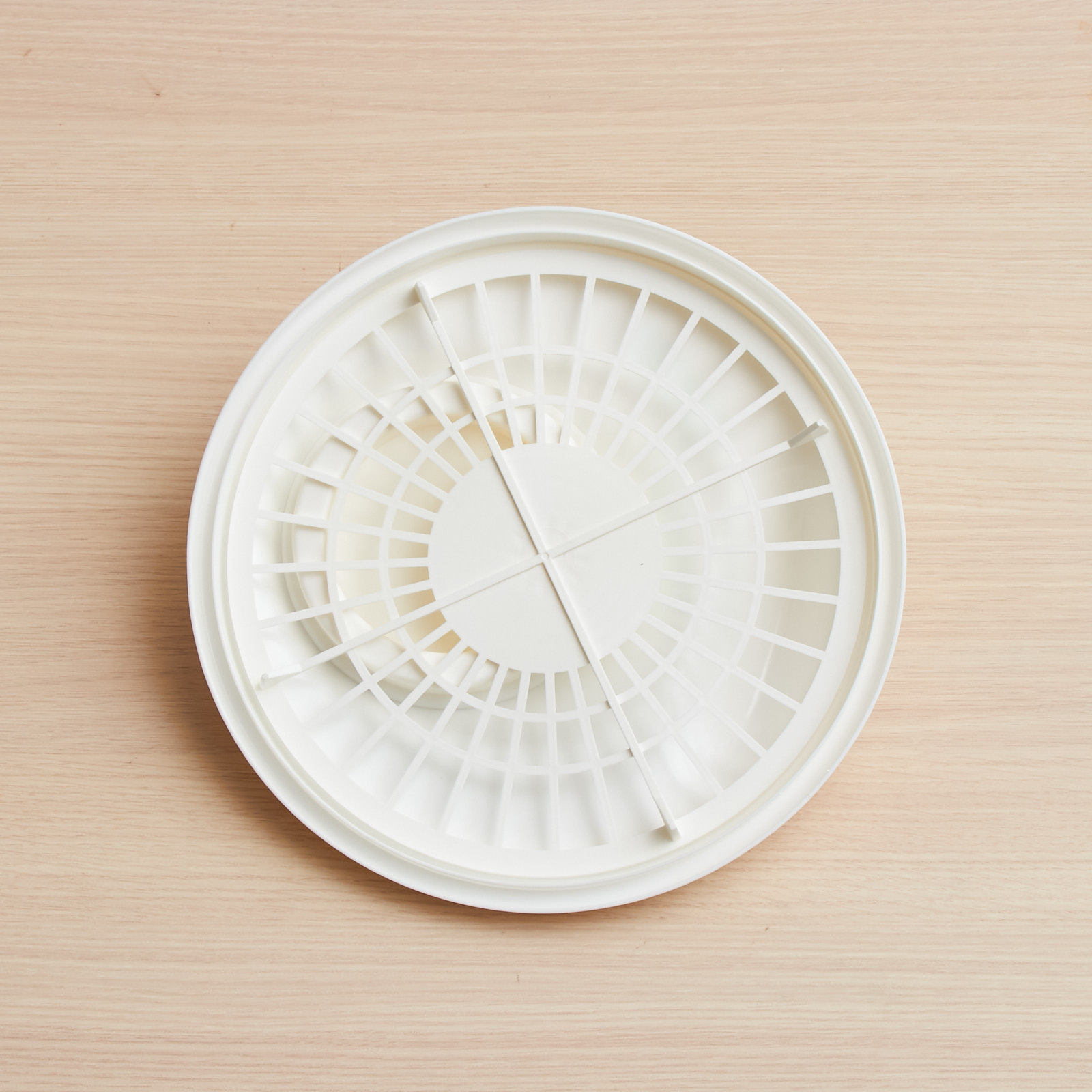 UPPFYLLD salad spinner 4