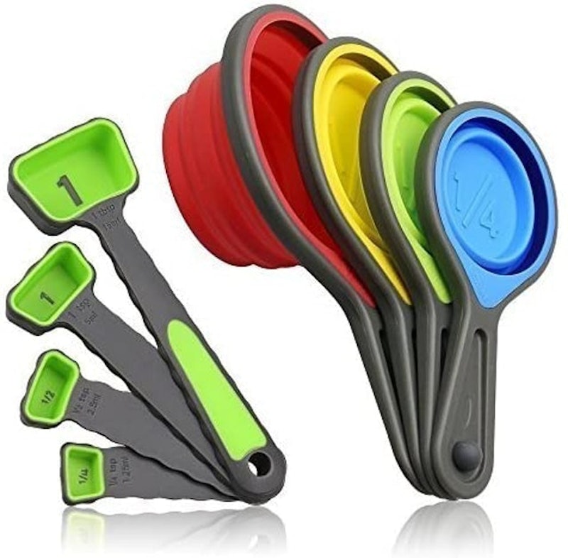 Children's 6 Piece Measuring Cup 1