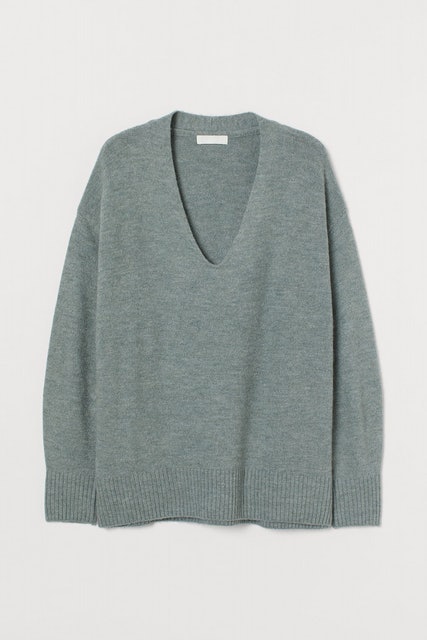 10 Best Women's V-Neck Sweaters in 2022 (Everlane, Free People, and More) 3
