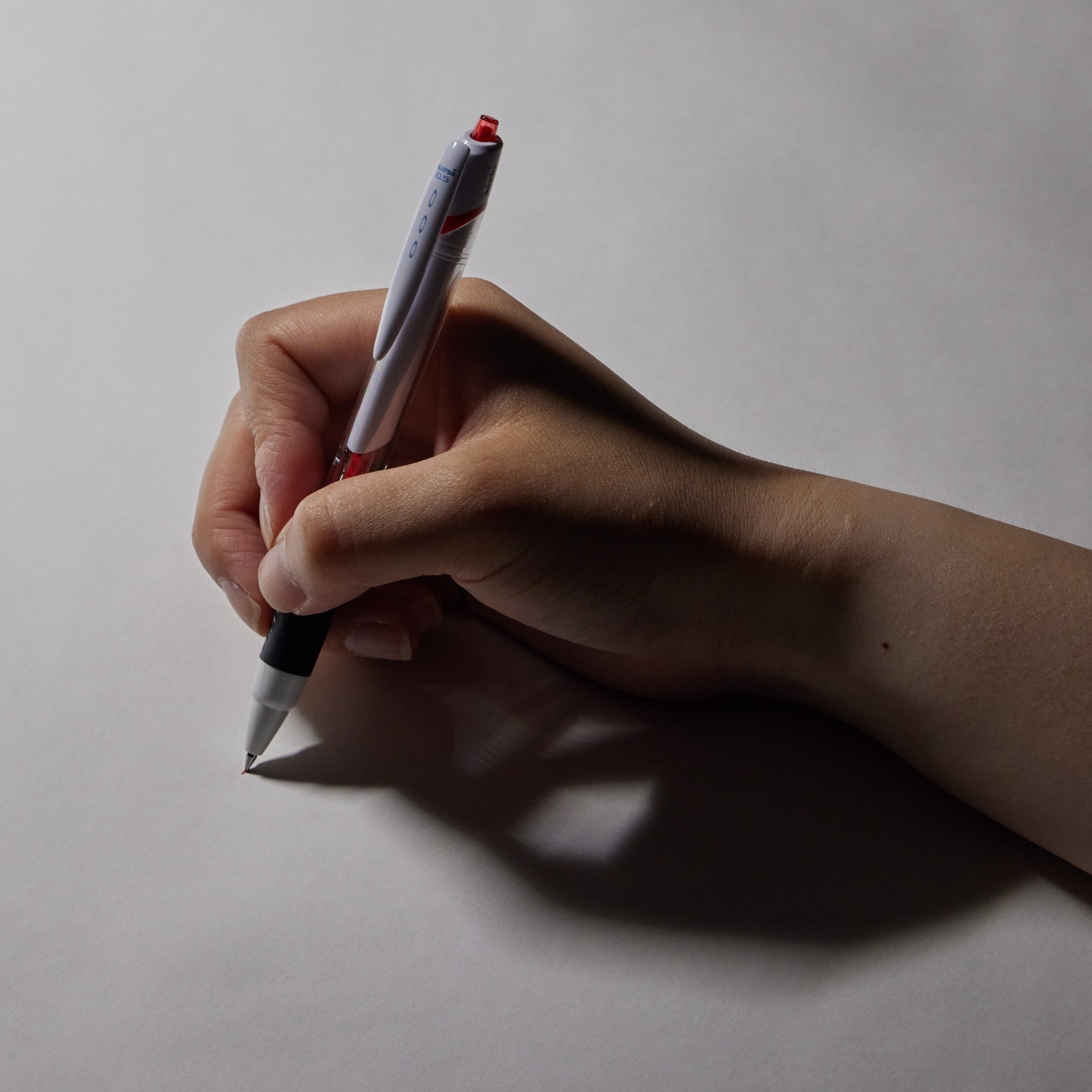 Led Desk Lamp with Pen and Phone Hold 8