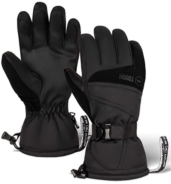10 Best Women's Snowboard Gloves in 2022 (Carhartt, Andorra, and More) 2