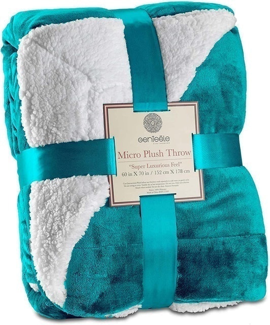 10 Best Lap Blankets in 2022 (Bedsure, MaxKare, and More) 2