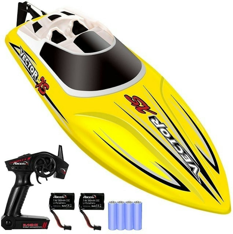 Venom Fast RC Boat 1