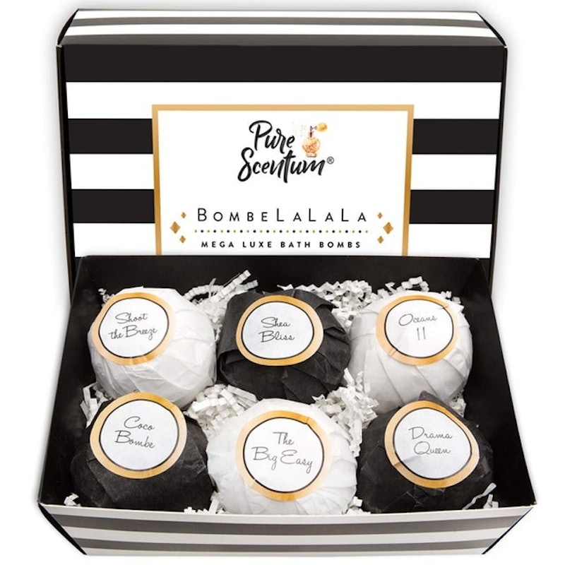 Mega Luxe Bath Bombs 1
