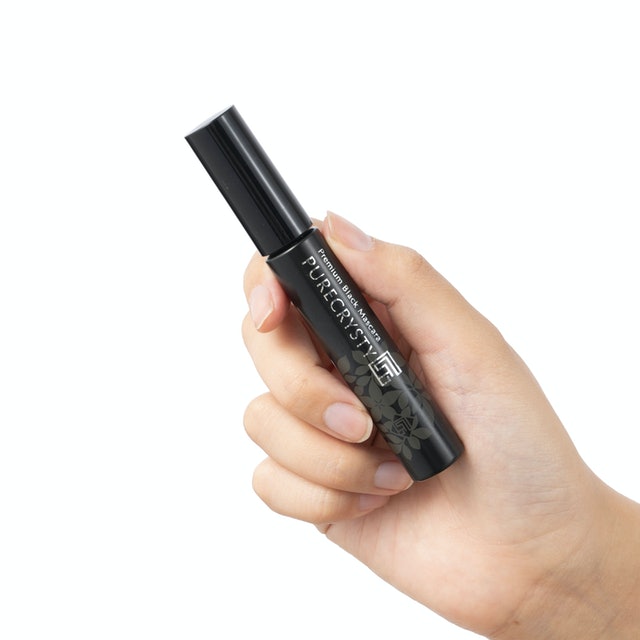 Pure Christie Shokusho Premium Black Mascara 4