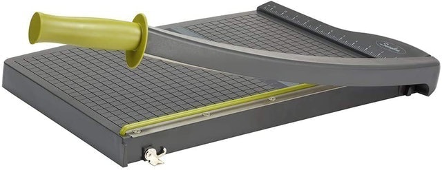 10 Best Paper Trimmers in 2022 (Fiskars, Westcott, and More) 5