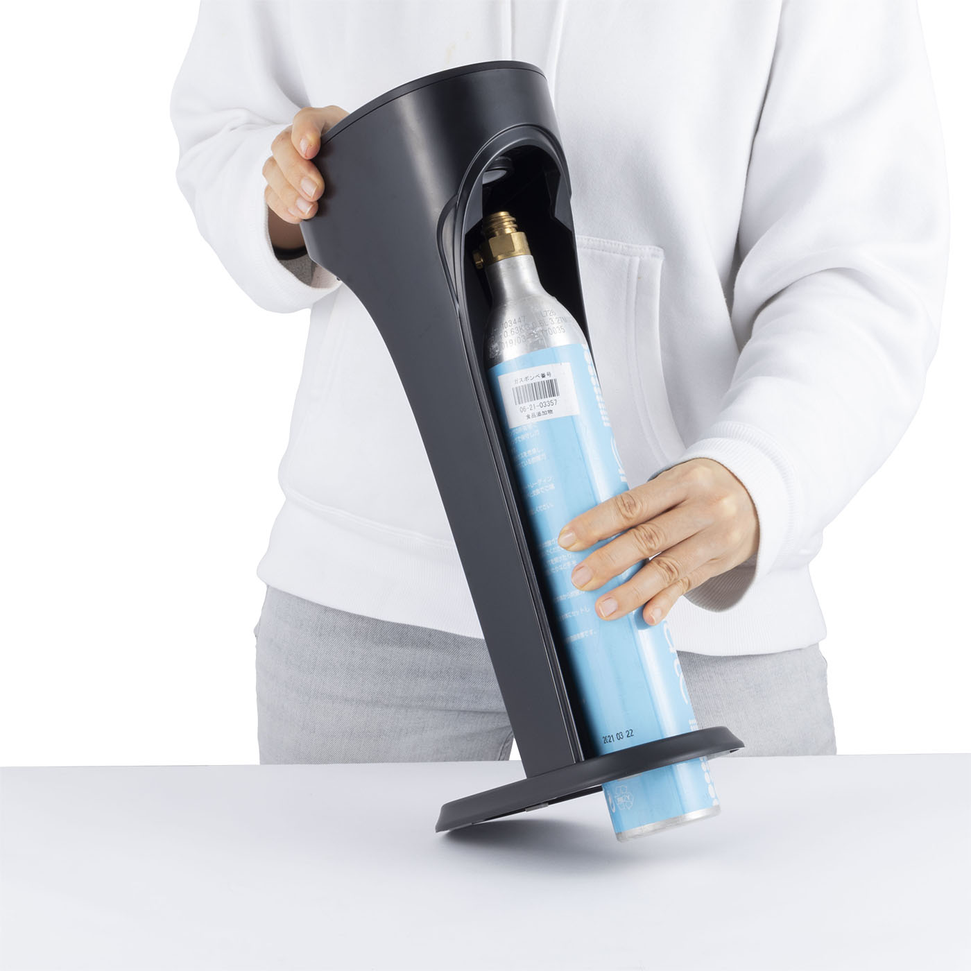 OmniFizz Countertop Machine 6