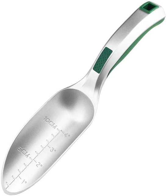Bend-Proof Garden Trowel 1