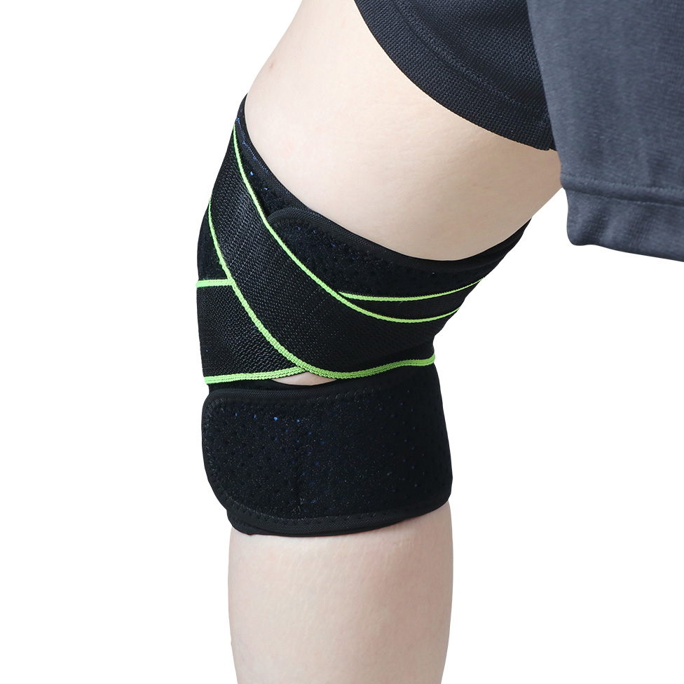 Knee Brace with Side Stabilizers 2