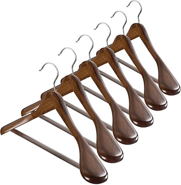 10 Best Clothes Hangers in 2022 (Delta Children and More) 4