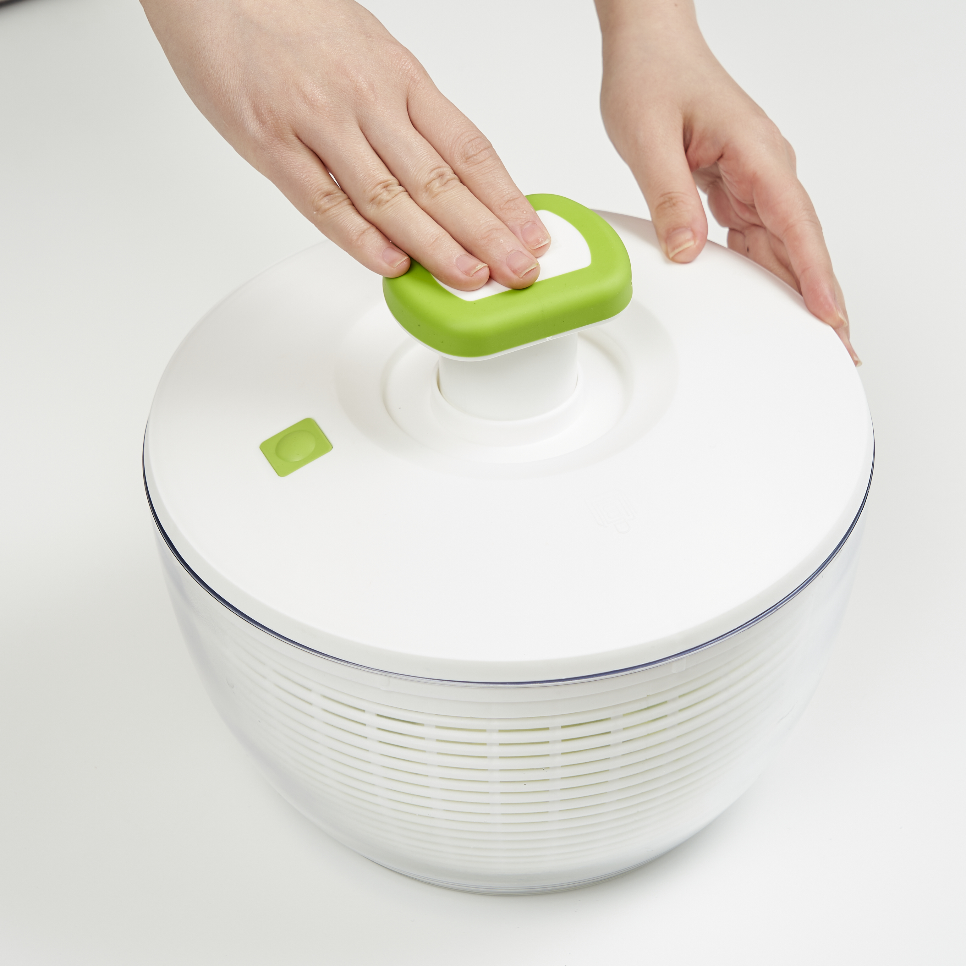 salad spinner 3
