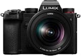5 Best Mirrorless Cameras for Beginners in 2022 (Concert & Travel Photographer-Reviewed) 4