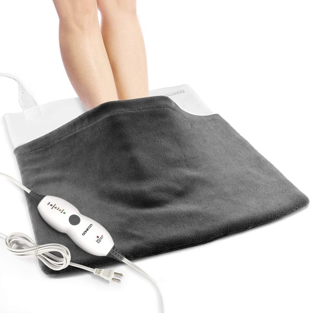 10 Best Foot Warmers in 2022 (HotHands, Intelex, and More) 2