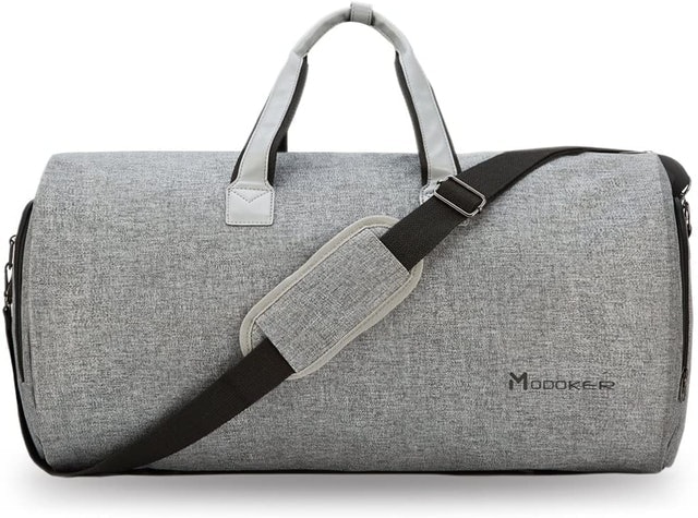 10 Best Garment Bags for Travel in 2022 (London Fog and More) 4