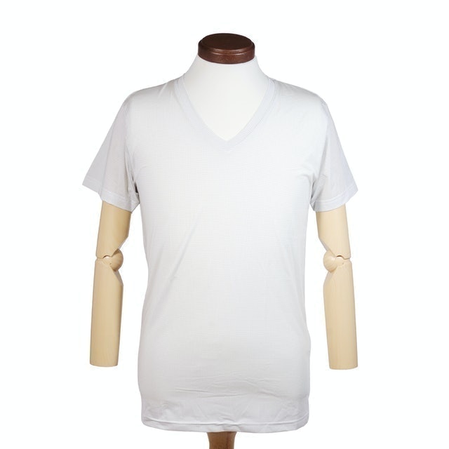 7 Best Tried and True Japanese Men's Cooling Undershirts in 2022 (Uniqlo, Mizuno, and More) 2