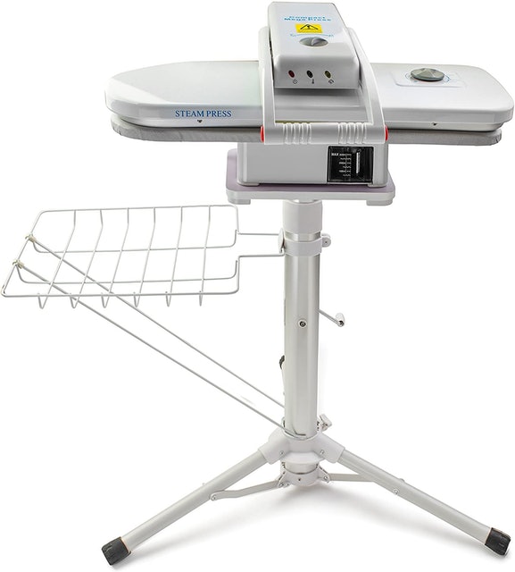 5 Best Steam Press Irons in 2022 (Steamfast, Singer, and More) 5