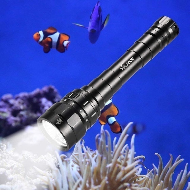 Volador Underwater Flashlight 1