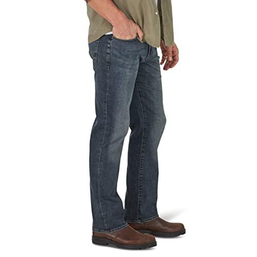 Men's Extreme Motion Bootcut Jean 3