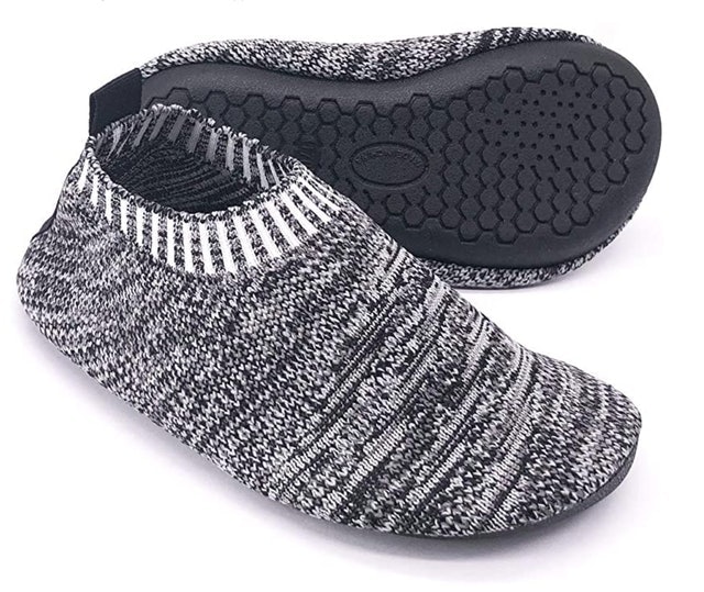 10 Best Slipper Socks for Kids in 2022 (FALKE, Jefferies Socks, and More) 5