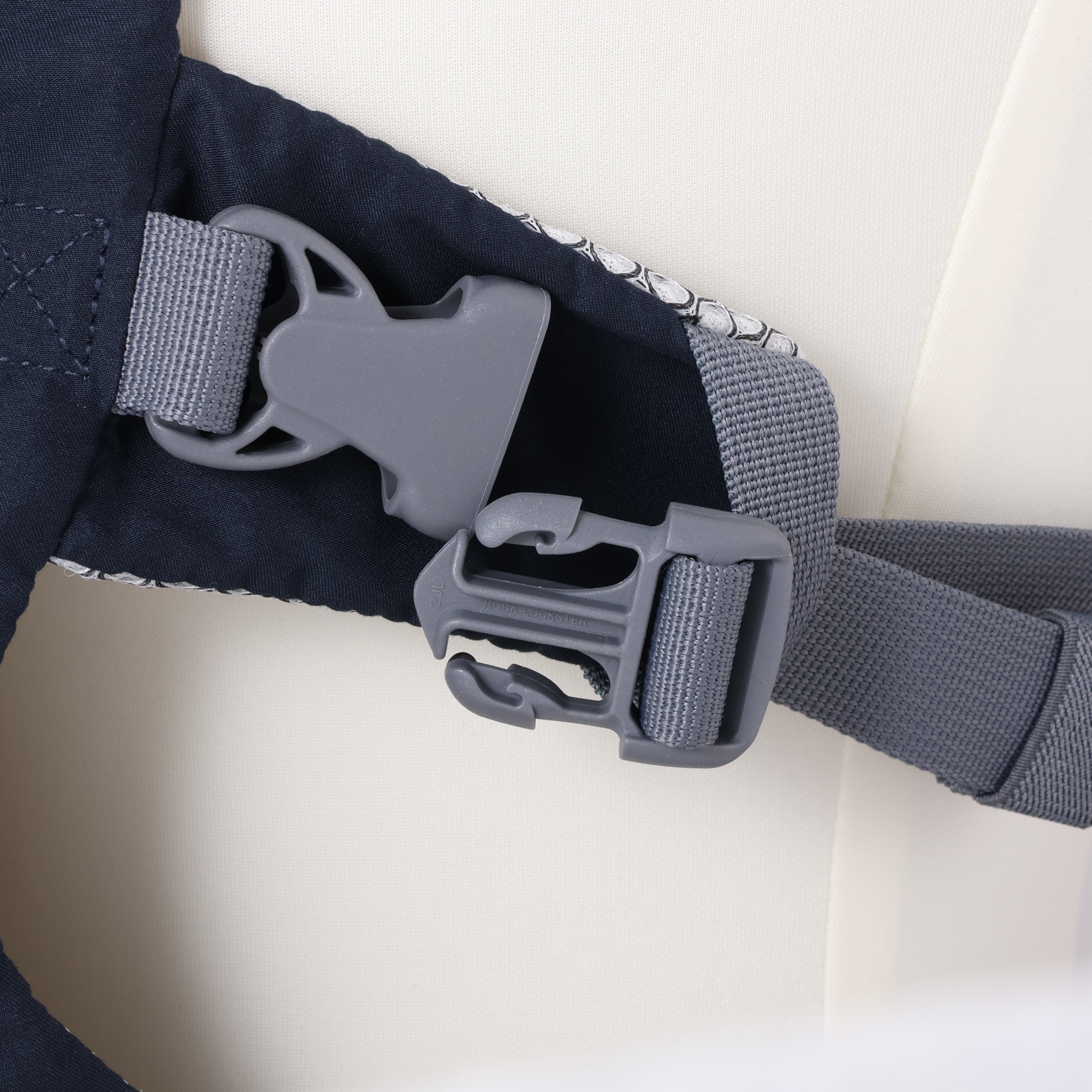 Gemini Cool Mesh Baby Carrier  4