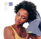9 Best Hair Drying Towels in 2022 (Licensed Cosmetologist-Reviewed) 1