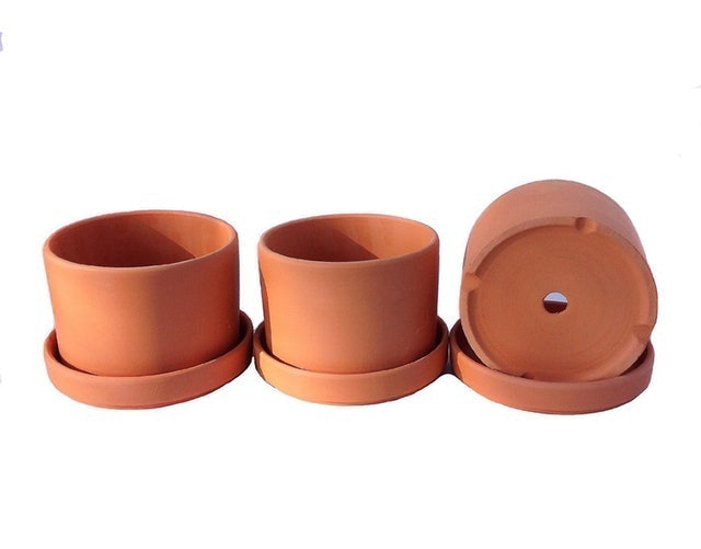Natural Terra Cotta Planters 1