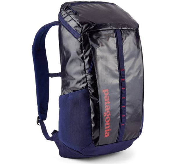 10 Best Daypacks for Hiking in 2022 (Outdoor Guide-Reviewed) 4