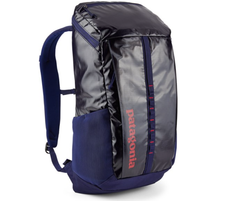 Black Hole 25L Travel Pack 1