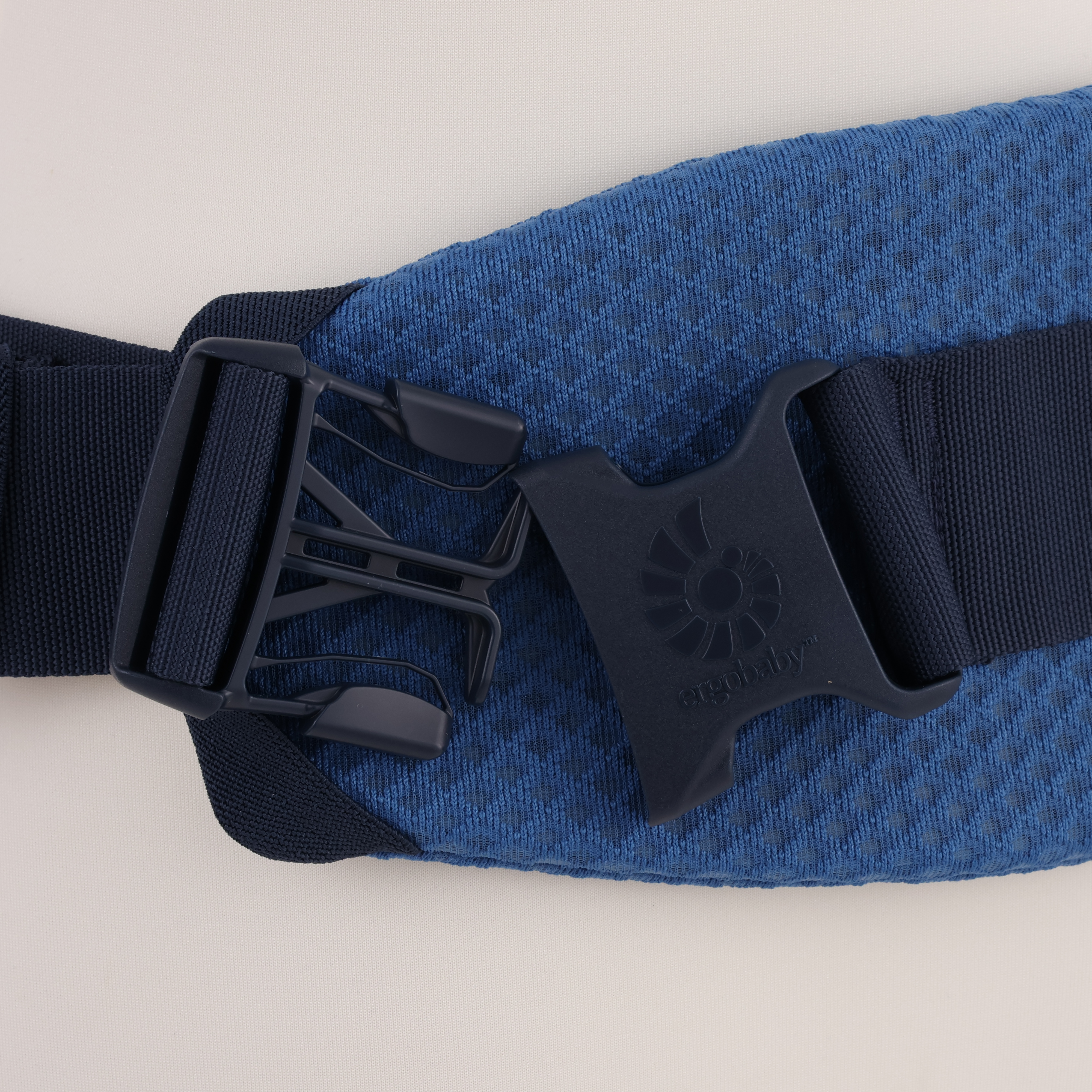 Omni Breeze Baby Carrier 6