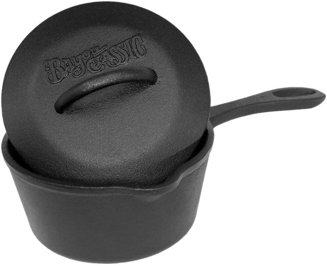 Lodge Pre-Seasoned Cast Iron Skillet With Assist Handle 1