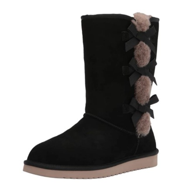 10 Best Women's Fur-Lined Boots in 2022 (Columbia, UGG, and More) 5