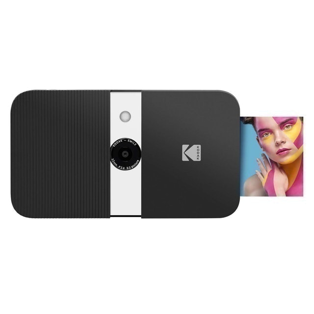10 Best Instant Cameras in 2022 (Photographer-Reviewed) 3