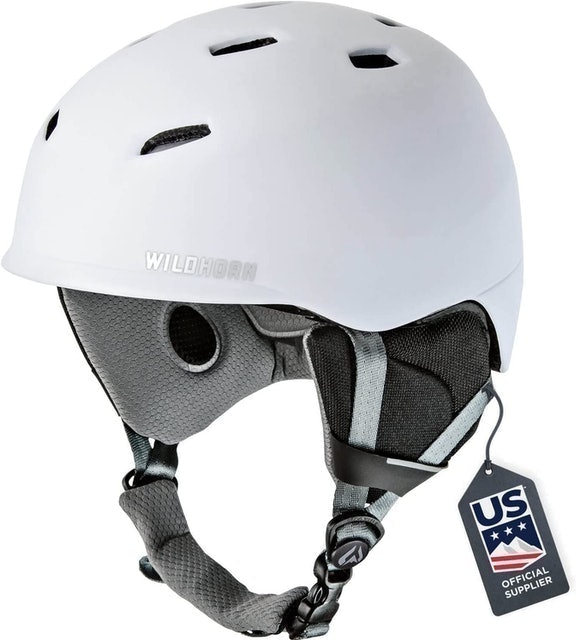 10 Best Snowboard Helmets in 2022 (Giro, Oakley, and More) 1