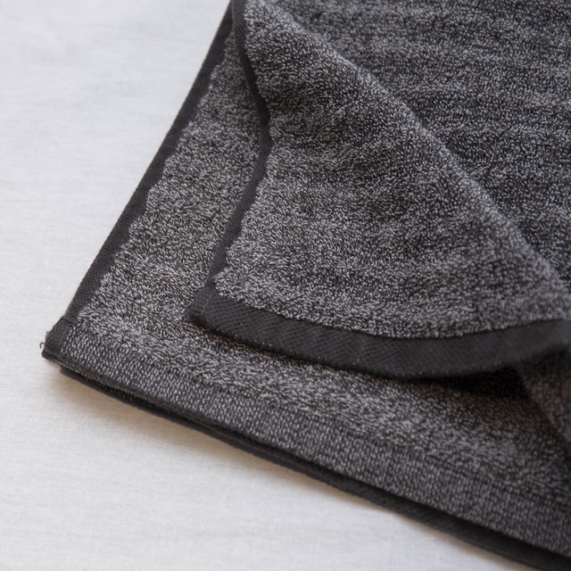 CAINZ Dense and Sturdy Bath Towel (Absorbent) 1