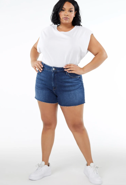 Cut Off Shorts 2