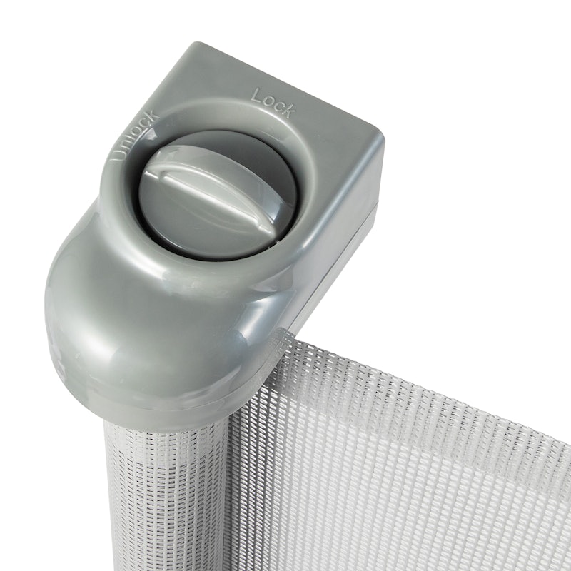 Retractable Safety Gate 3