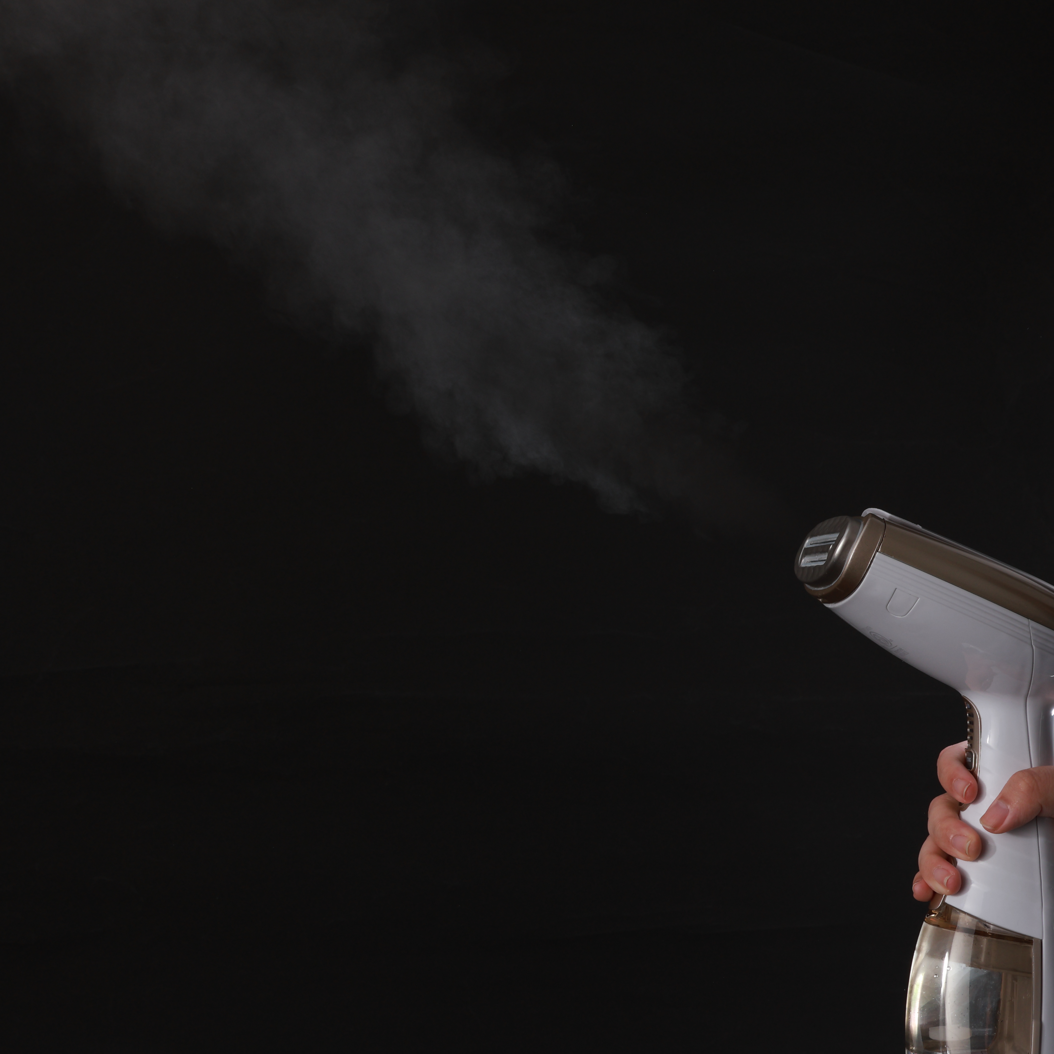 Turbo ExtremeSteam Handheld Fabric Steamer 8